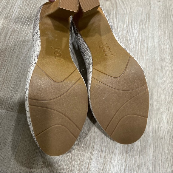 YOU by CROCS Snake Leather Pumps - Picture 9 of 12